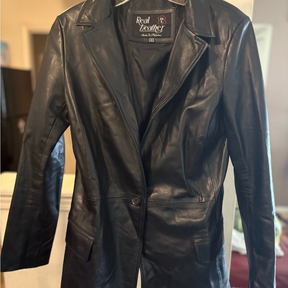 Women's Black Leather Jacket - Picture 1 of 2